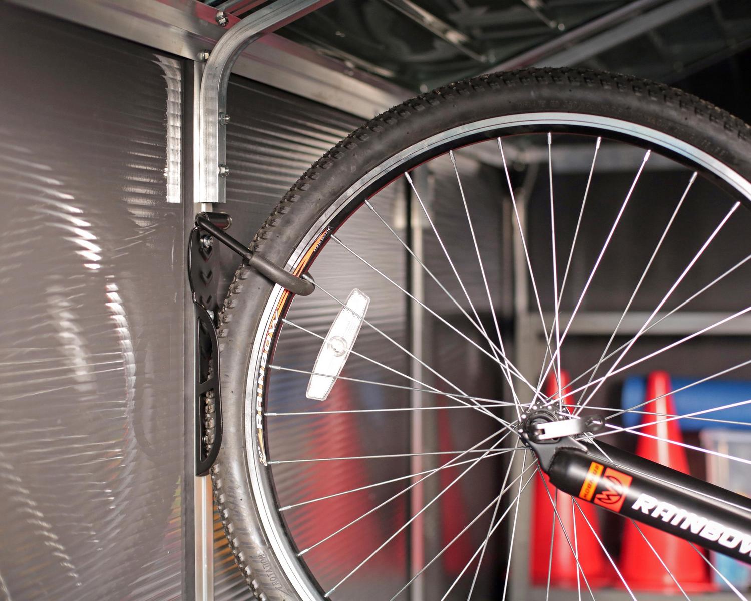 palram-canopia-vertikale-fahrrad-wandhalterung-zubeh-r image 3